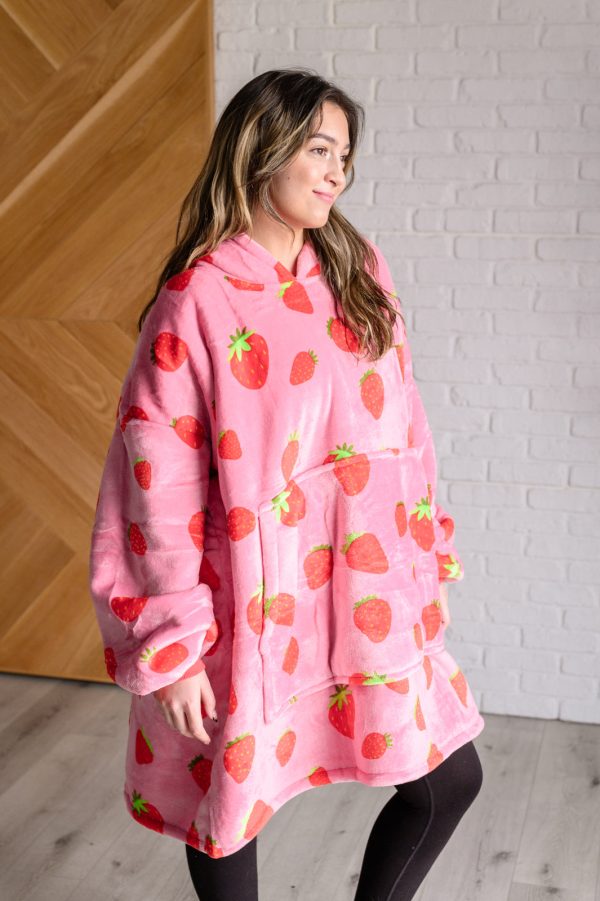 Hazel Blues® |  Oversized Blanket Hoodie in Strawberry Supply - Image 4